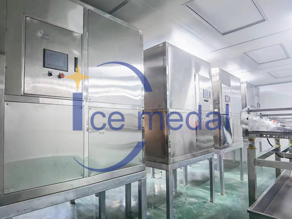 相比傳統(tǒng)冰廠，自動化冰廠將成為未來的主流